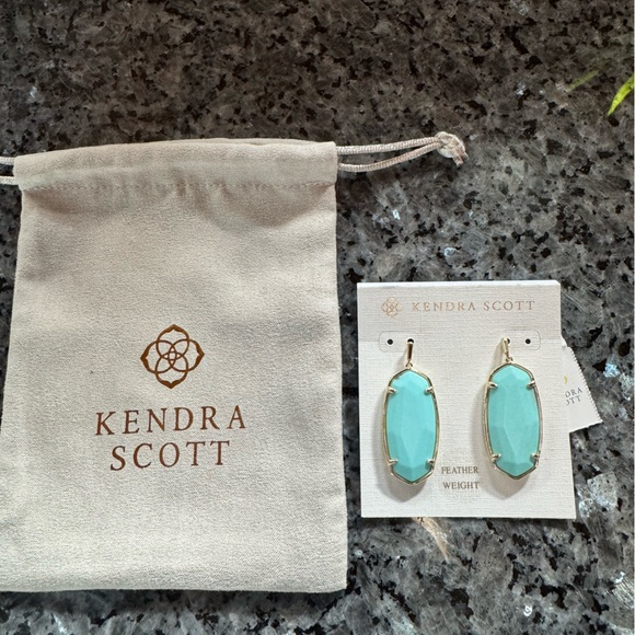 Kendra Scott Elle Faceted Drop Earrings Gold - Picture 7 of 8
